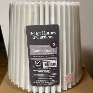 Better Homes & Gardens pleated lamp shade